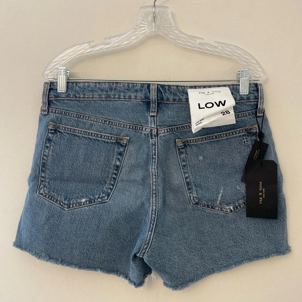 NWT! Rag & Bone Dre Low-Rise Cut-Off Blue Denim Shorts Medium Wash Size 28/M